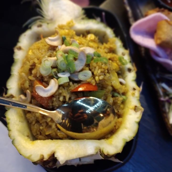 photo of Soul Vegan pineapple fried rice shared by @tofusplat on  17 Dec 2023 - review
