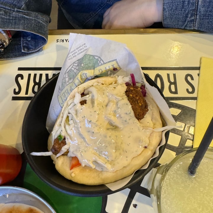 photo of L'As du Fallafel Falafel Pitta shared by @chocotorta on  04 Jun 2024 - review