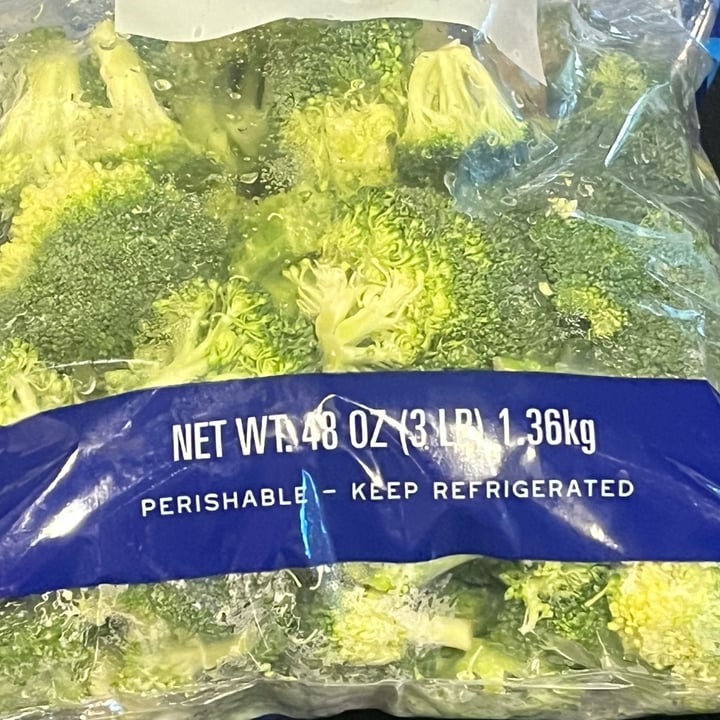 photo of Taylor Farms broccoli florets shared by @petramodirari on  16 Apr 2024 - review