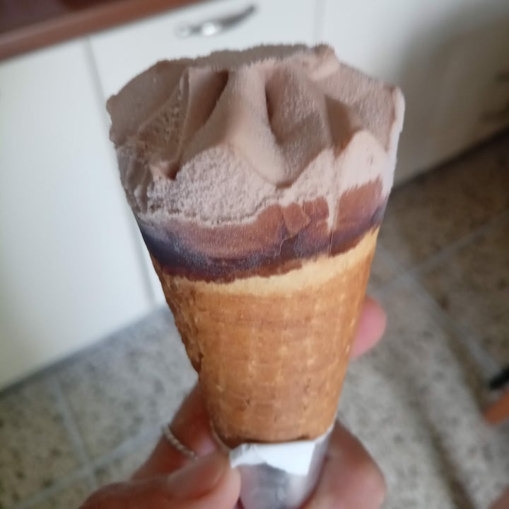 photo of Vemondo vegan waffle cones shared by @checca on  07 May 2024 - review