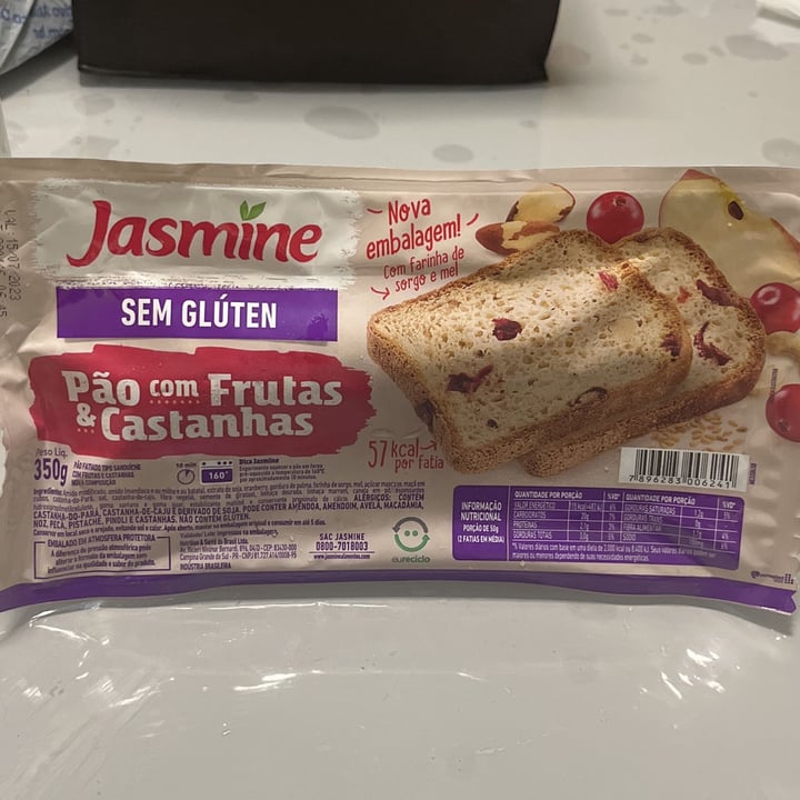 photo of Jasmine Pão De Frutas E Castanha shared by @ericamoya on  14 Oct 2023 - review
