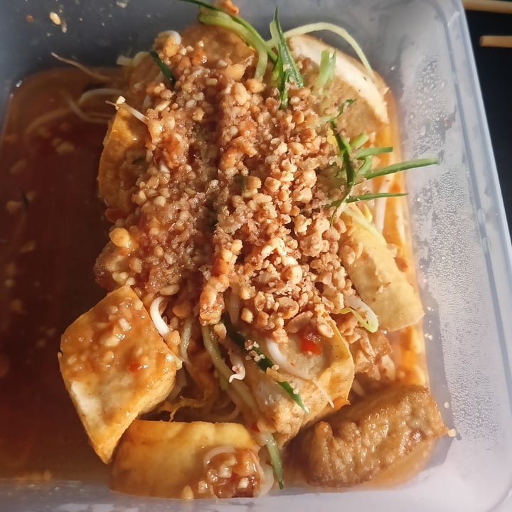 photo of Vegetarian Villas Thai Style Tofu shared by @irantzu on  17 Aug 2025 - review
