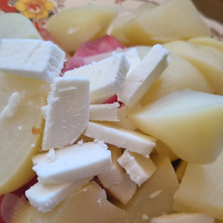 photo of Simple Truth Dairy free feta alternative shared by @vegankitchensa on  31 Dec 2023 - review