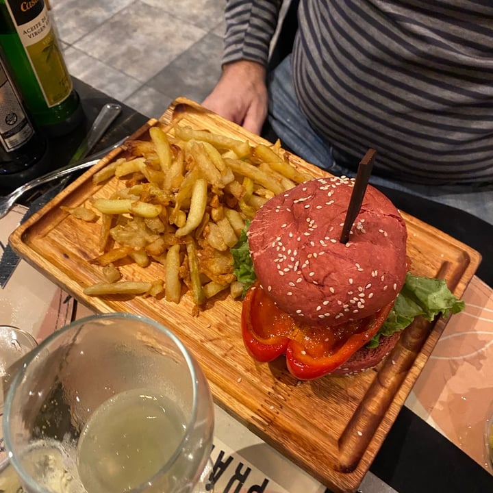 photo of Actitud Prado Hamburguesa not shared by @lolarocha on  19 Jun 2024 - review