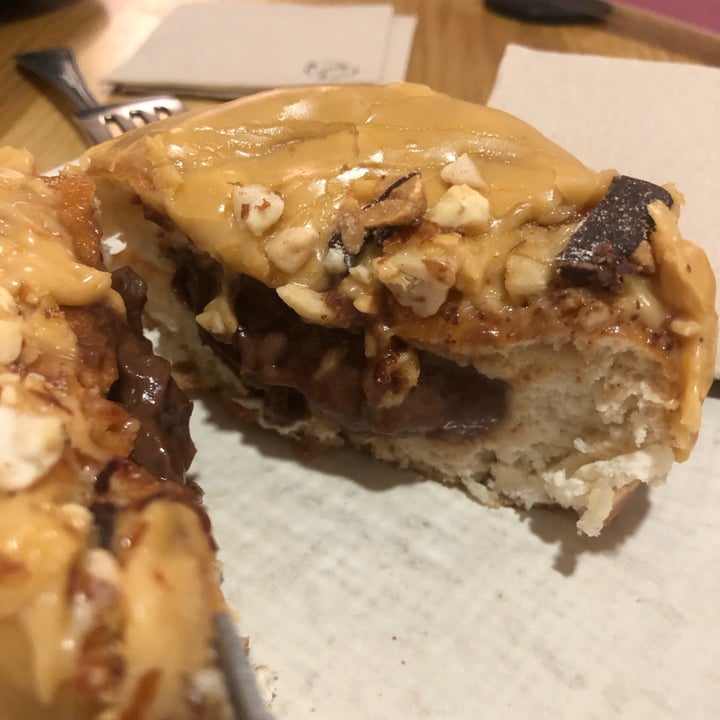 photo of Delish Vegan Doughnuts Chocolate Peanut Pretzel shared by @ramseier on  14 Dec 2023 - review