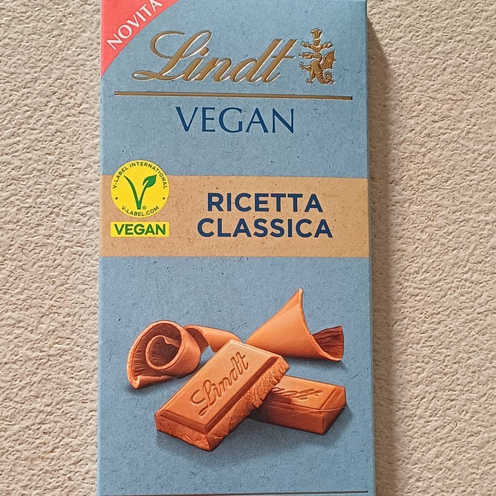 photo of Lindt Vegan Ricetta Classica shared by @kate71 on  19 Nov 2024 - review