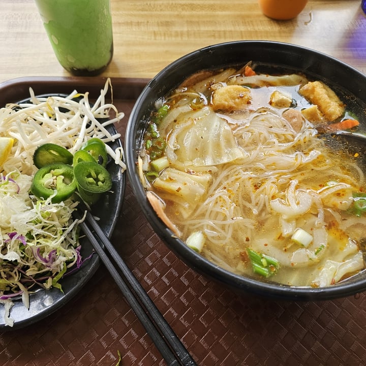 photo of Pho King 4 Restaurant Vegetarian Bun Bo Hue shared by @mayflower on  05 Mar 2024 - review