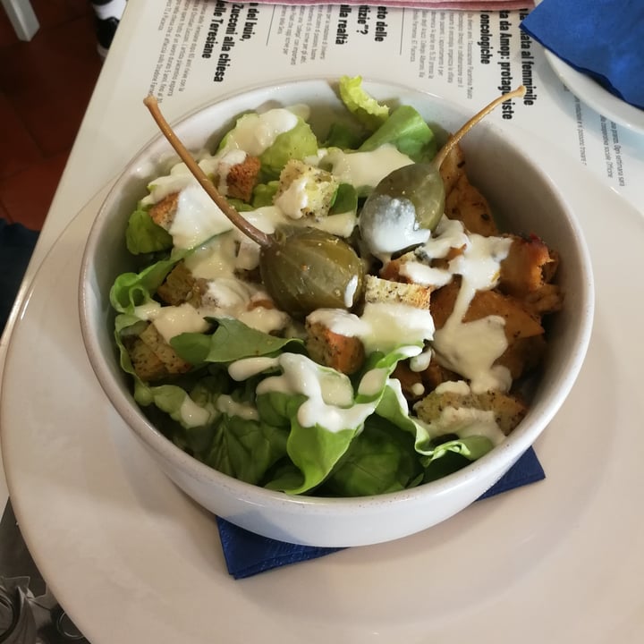 photo of Lo Fai Caesar salad shared by @markmv75 on  14 Apr 2024 - review