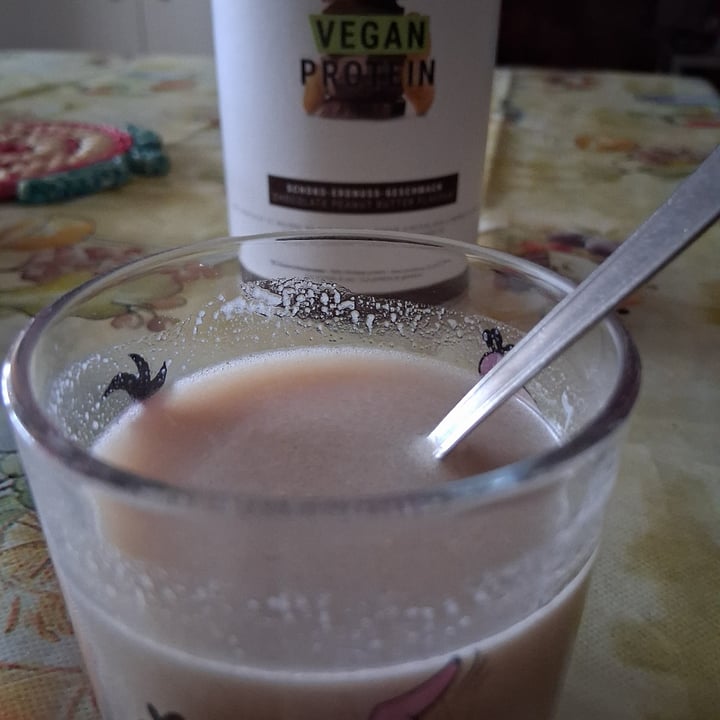 photo of Foodspring Vegan Protein Chocolate Peanut Butter Flavour shared by @queenmary on  30 Aug 2025 - review