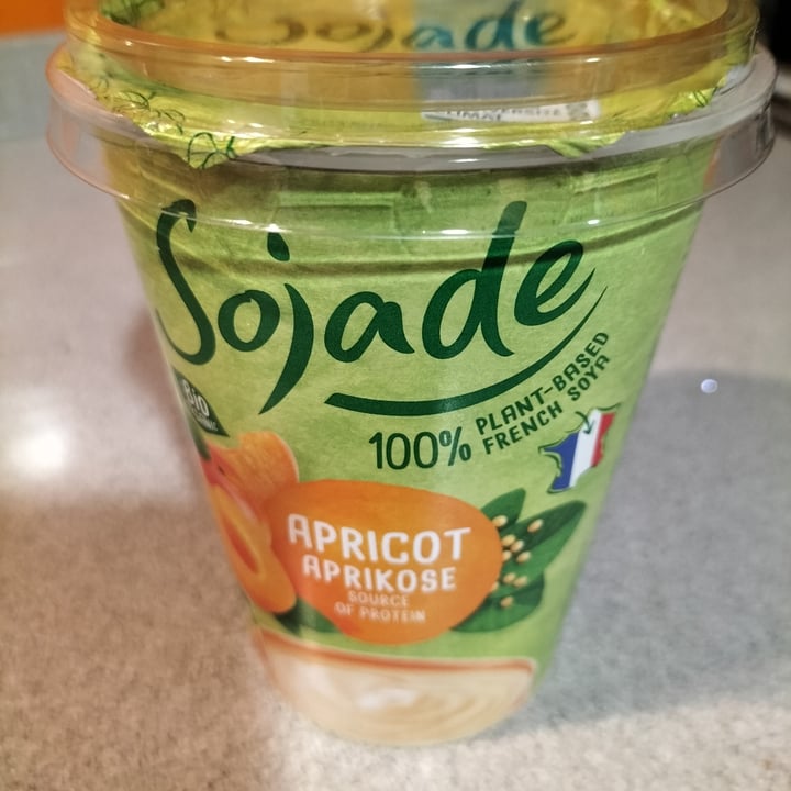 photo of Sojade So Soja! Aprikose / Apricot Soya Yogurt shared by @javisanx on  10 May 2024 - review