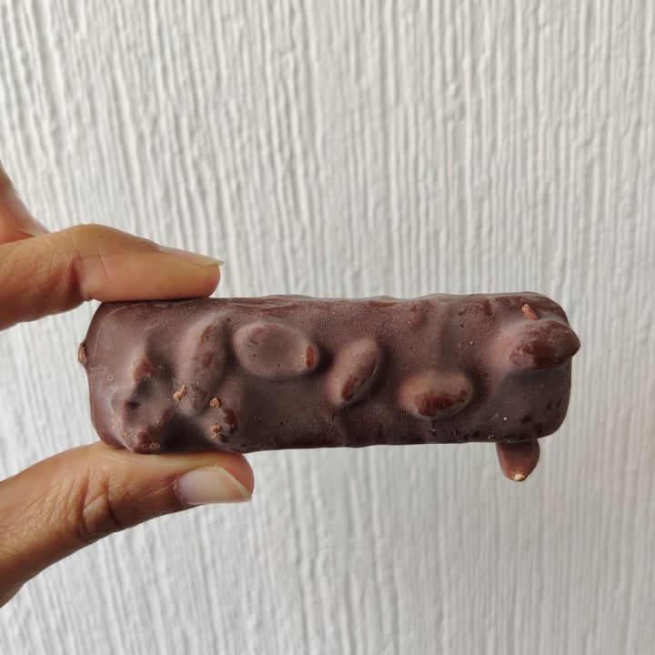 photo of LoveRaw Peanut Caramel Bar shared by @filter-kaapi on  13 Oct 2023 - review