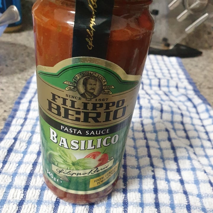 photo of Filippo Berio Basilico pasta sauce shared by @mushroomtarian on  27 Dec 2024 - review