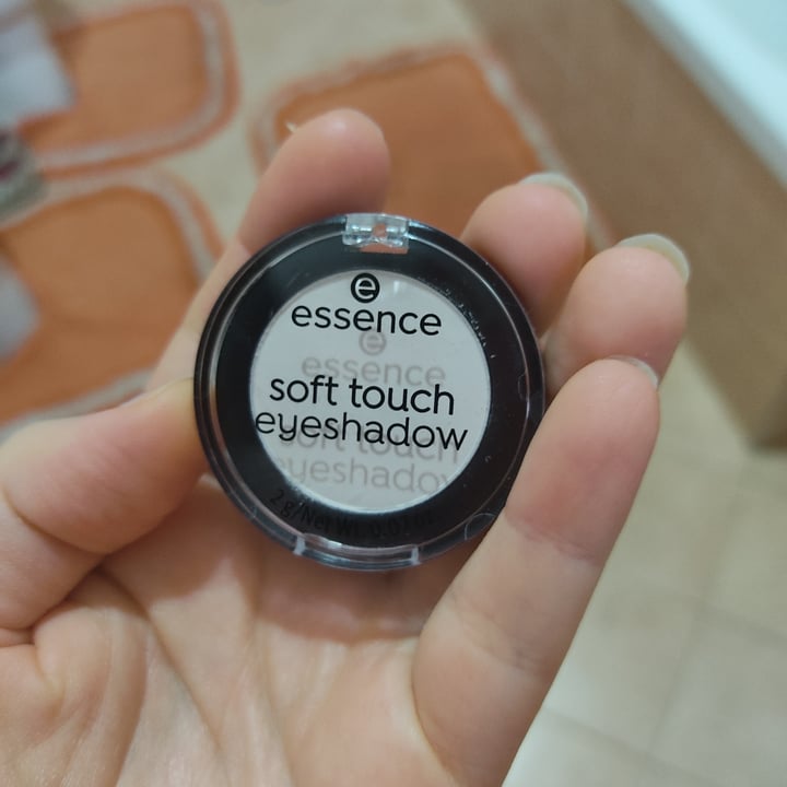 photo of Essence  Soft touch eyeshadow shared by @marydrago3 on  25 Oct 2024 - review