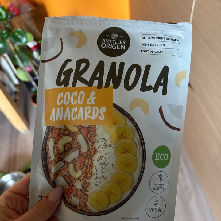 photo of Ametller Origen granola coco & anacards shared by @psithyrisma on  04 Feb 2025 - review