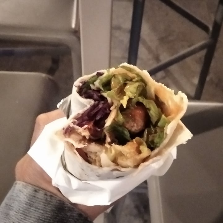 photo of ISTANBUL PIZZERIA KEBAB piadina con falafel shared by @veggylove on  13 May 2024 - review