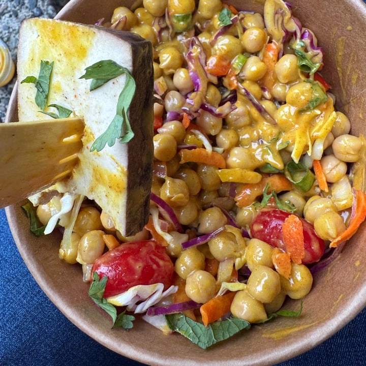 photo of Casalinga Food Company Morrocan Chickpea Salad shared by @carrieannburns on  27 Sep 2025 - review