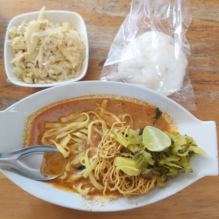 photo of Vegetarian Food Ratsamitham Foundation Khao Soi shared by @herbimetal on  21 Jan 2025 - review