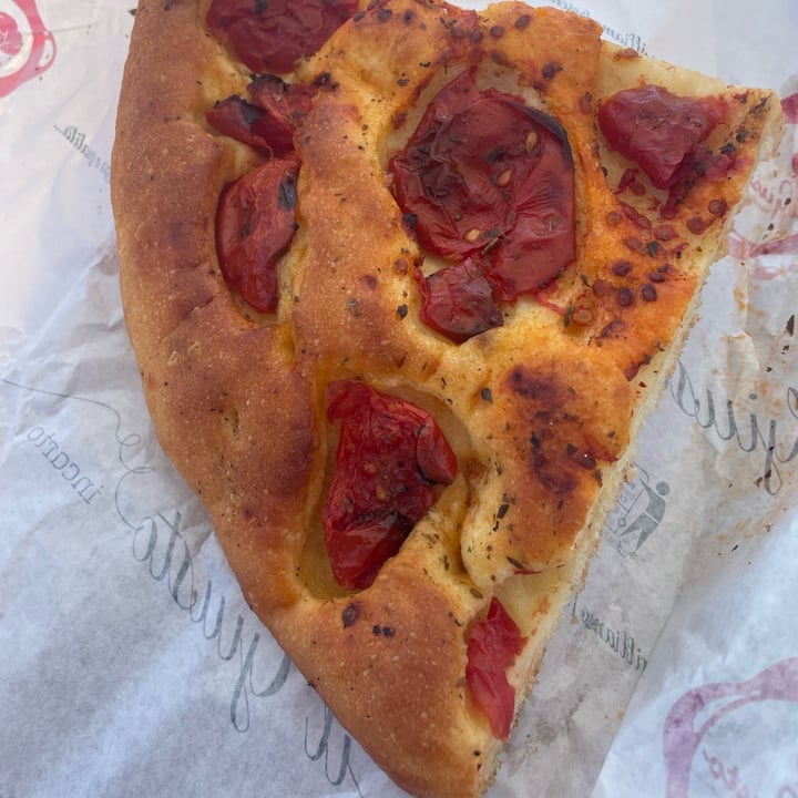 photo of Dolce Forno focaccia con pomodori shared by @aliceballestra01 on  30 Aug 2023 - review