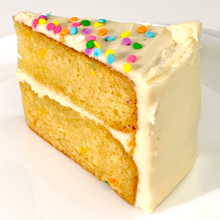 photo of The Bye and Bye Funfetti Cake shared by @pdxveg on  06 Feb 2024 - review