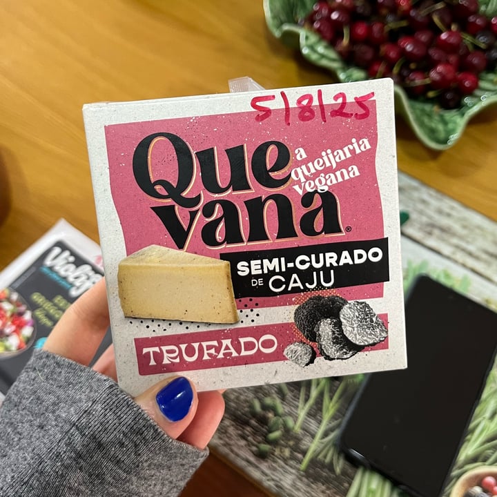 photo of Quevana Aged wheel made from cashews truffled shared by @xanaramos on  23 May 2024 - review