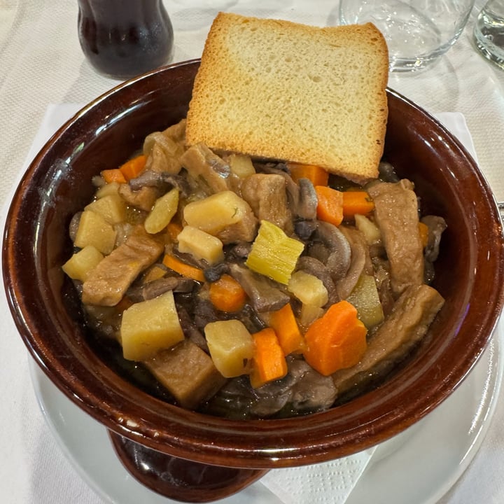 photo of La Campaza Seitan Con Funghi e Patate shared by @nicolepasini on  01 Oct 2025 - review