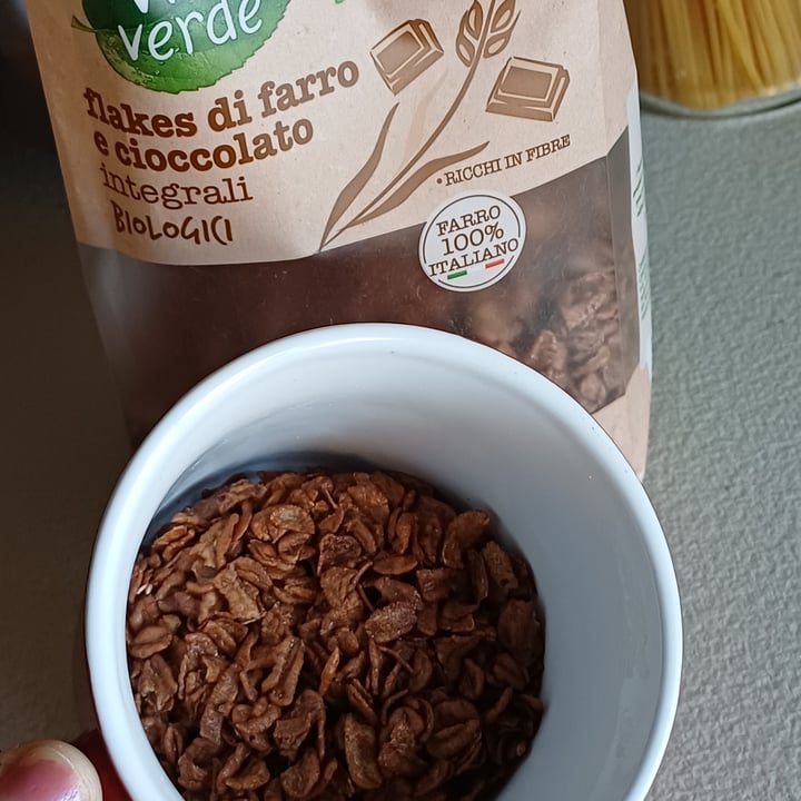 photo of Viviverde bio flakes di farro e cioccolato integrali shared by @kate71 on  15 Sep 2025 - review