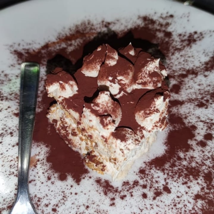 photo of Spicchi d'Autore Tiramisù Vegano shared by @sirya01 on  30 Jan 2024 - review