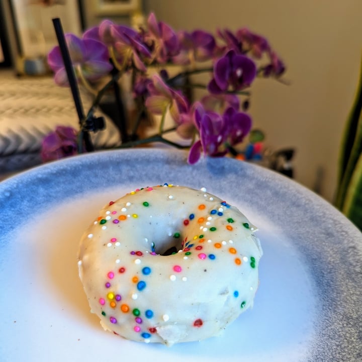 photo of Frickin Delights Donuts Winter Nog shared by @raffymabanag on  01 Jan 2024 - review