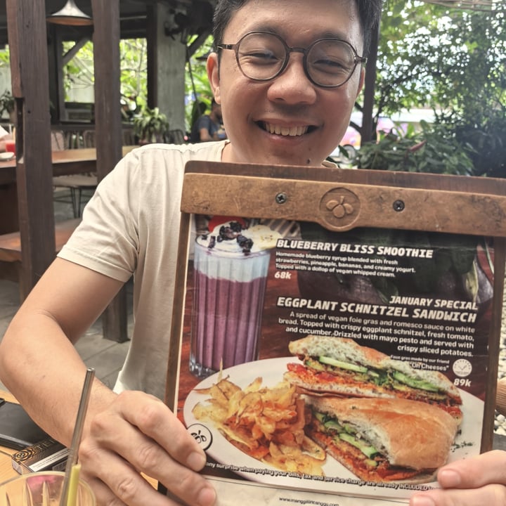 photo of Manggis in Canggu Eggplant Schnitzel Sandwich shared by @stefietokee on  09 Jan 2025 - review