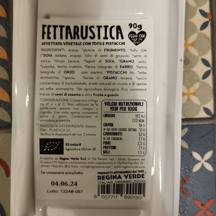 photo of Fettarustica Affettato vegetale di seitan con tofu e pistacchi shared by @sveva88 on  19 Apr 2024 - review