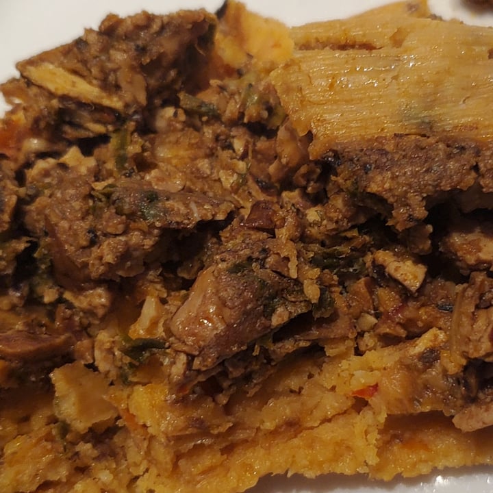 photo of Banyan Foods Handmade Mild Red Tofu Tamales shared by @eriluc on  21 Mar 2024 - review