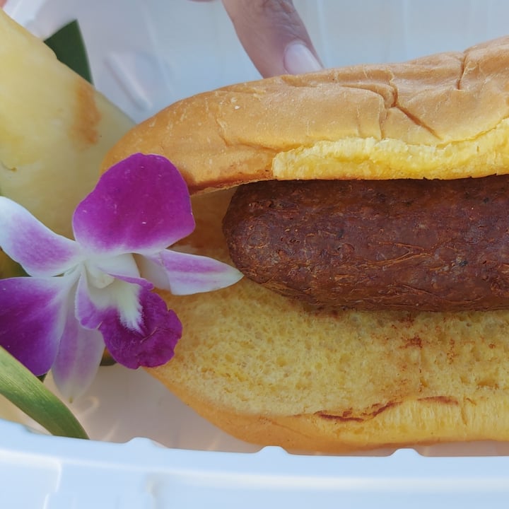photo of Barefoot Beach Cafe @ Queen's Surf Beach Vegan Hot Dog shared by @pucky on  07 May 2024 - review