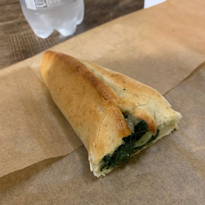 photo of Santo Falafel sfiha agli spinaci shared by @isarab on  19 Mar 2024 - review