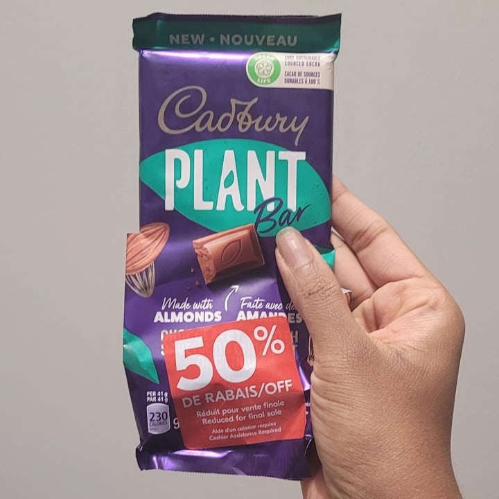 photo of Cadbury Almond Plant Bar shared by @theveglife on  09 Nov 2024 - review