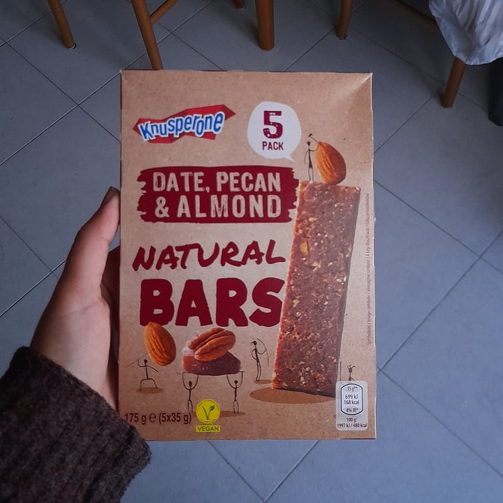 photo of Knusperone Date, Pecan & Almond Natural Bars shared by @silviagiannotta on  13 Nov 2023 - review