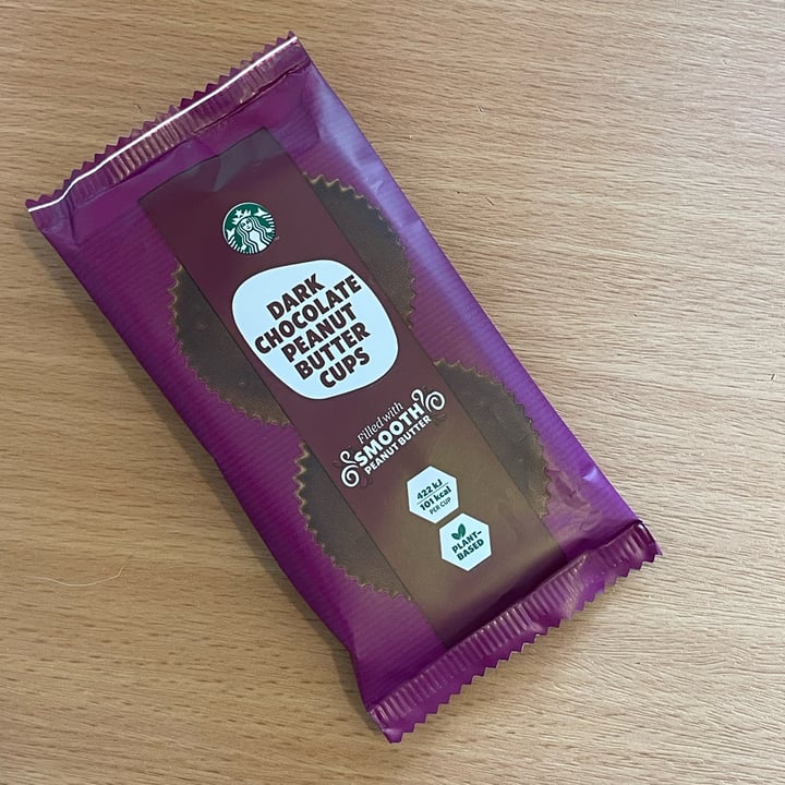 photo of Starbucks Dark Chocolate Peanut Butter Cups shared by @franvegg on  28 Apr 2024 - review