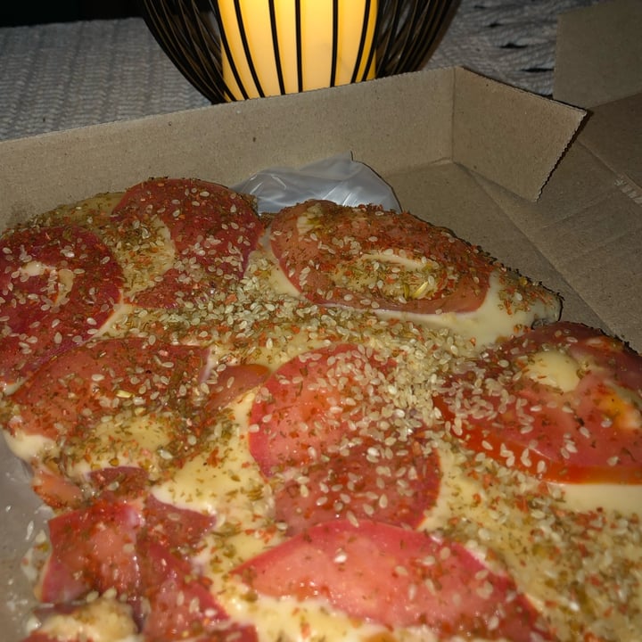 photo of Un Gusto Superior Pizza integral Napolitana shared by @vegan98 on  26 Jan 2024 - review