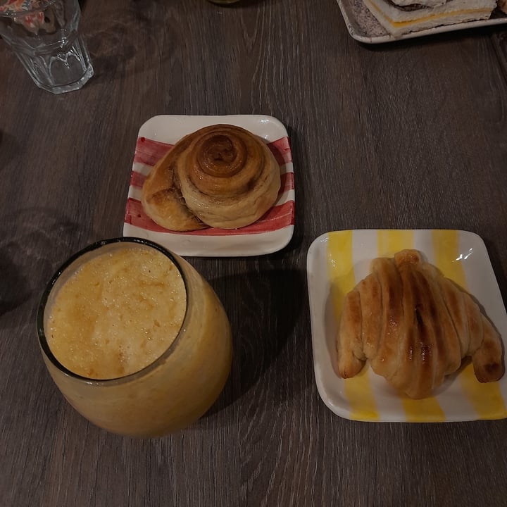 photo of Sonríe, hay café Medialuna shared by @julyahum on  17 Dec 2024 - review