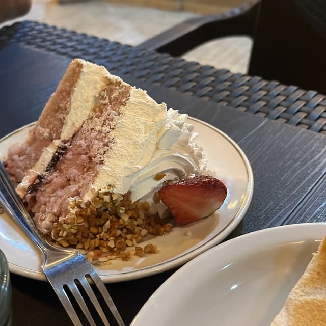 Photo of the dish “Torta de Frutilla”