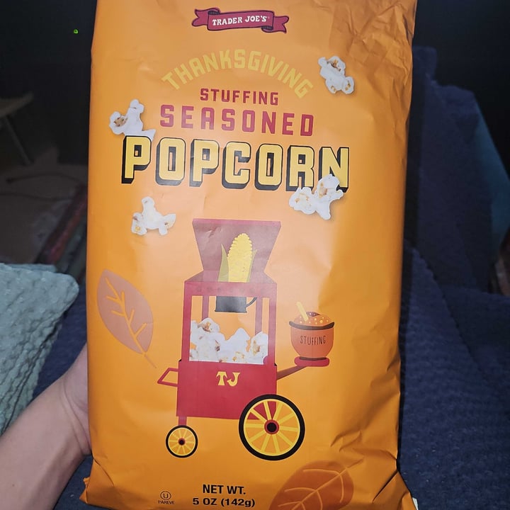 photo of Trader Joe's Thanksgiving Stuffing Seasoned Popcorn shared by @hanbanann on  05 Nov 2023 - review