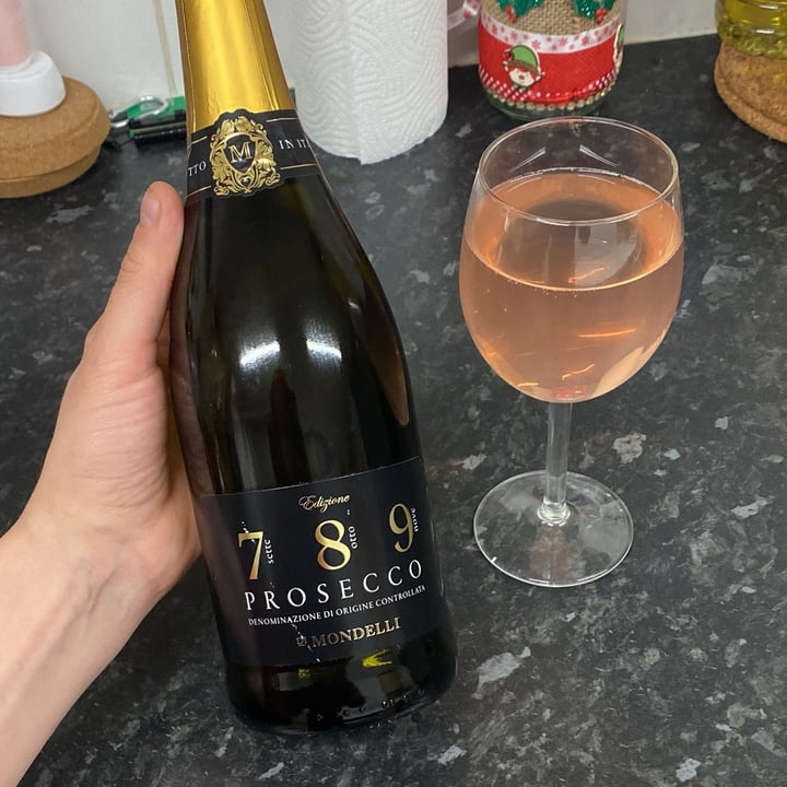 photo of Di Mondelli 789 Prosecco shared by @vegansuttonmama on  31 Dec 2024 - review