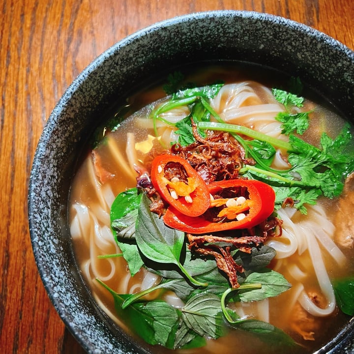 photo of nomVnom Bistro Signature Vietnamese Pho shared by @consciouscookieee on  04 Oct 2025 - review
