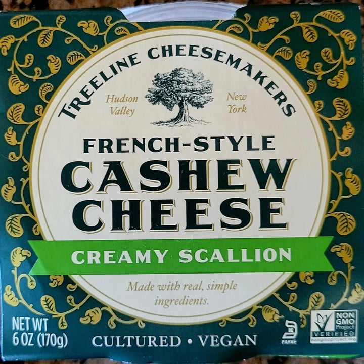 photo of Treeline Cheese Creamy Scallion Plant-based French Style Cheese shared by @lalastorm on  07 May 2024 - review