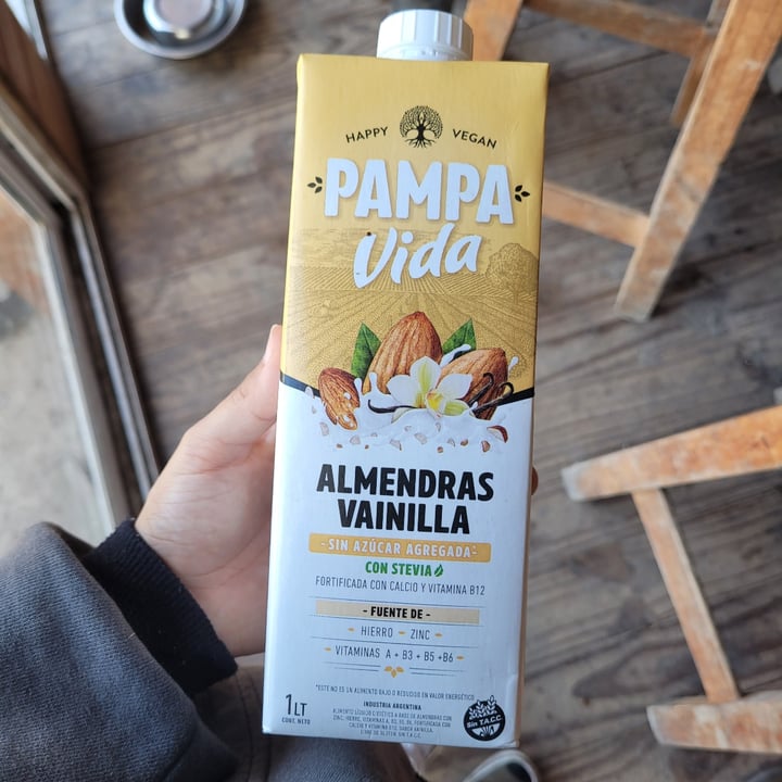 photo of Pampa Vida Leche de Almendras y Vainilla Sin Azúcar Agregada con Stevia shared by @mxguita on  20 Aug 2023 - review