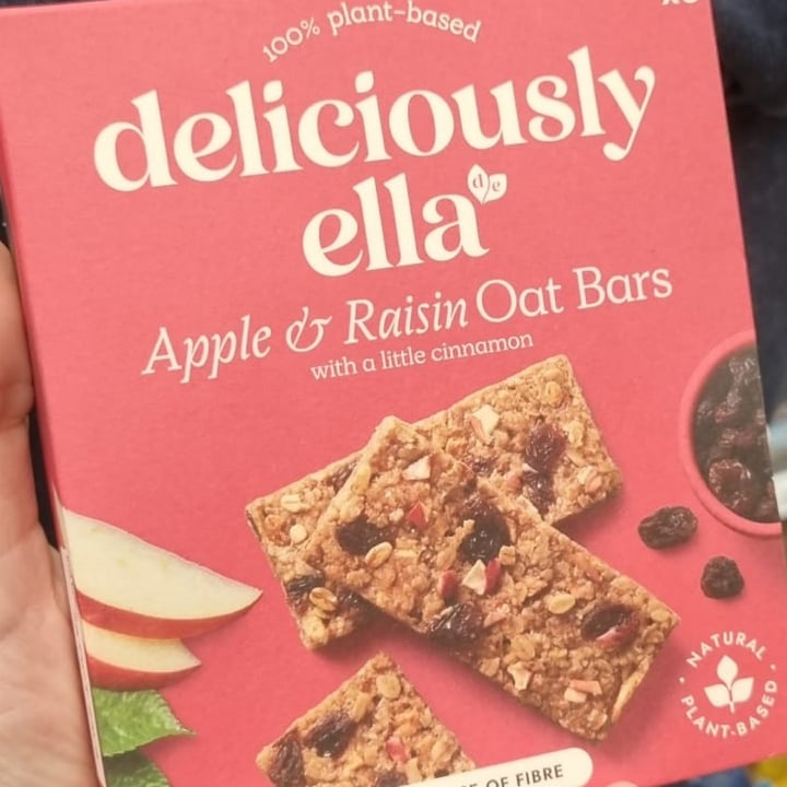 photo of Deliciously Ella apple and raisin oat bars shared by @terryno on  23 Apr 2024 - review