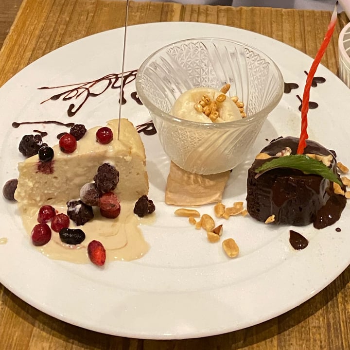 photo of Shizen Bar Paprika Shokudou Vegan Birthday Plate shared by @naako on  18 Oct 2023 - review