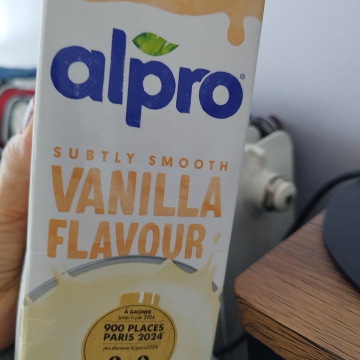 photo of Alpro lait vanille shared by @sorinaparis on  25 Mar 2024 - review