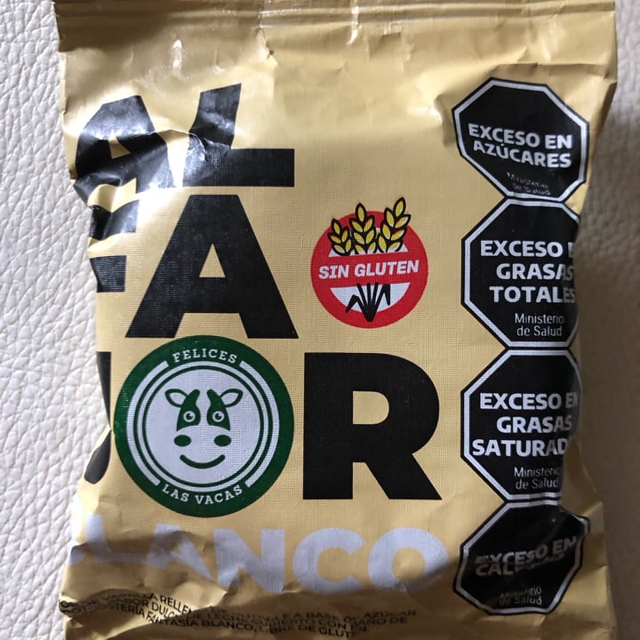 photo of Felices Las Vacas Alfajor blanco shared by @laiaia on  24 Sep 2025 - review
