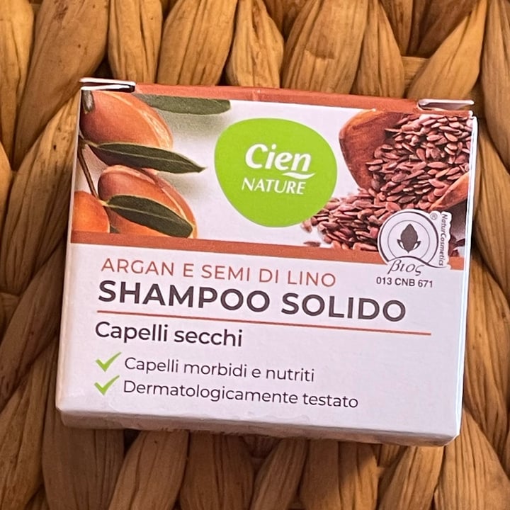photo of Cien shampoo solido argan e semi di Lino shared by @elviradeleo on  29 Apr 2024 - review
