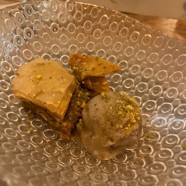 photo of Ganesh Baklava shared by @albibus on  21 Apr 2024 - review